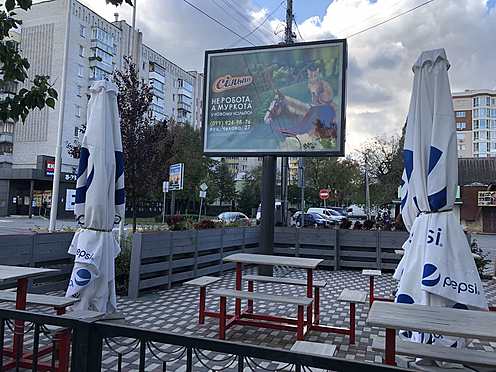 Внешняя реклама в карантин: делать или нет?