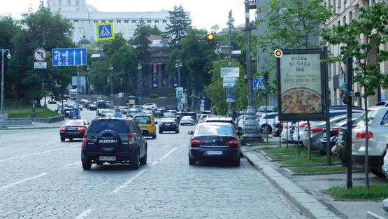 Фото рекламной плоскости по адресу Грушевского Михаила ул. / Европейская пл.