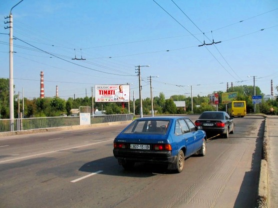 Фото рекламной плоскости по адресу Сихівська вул.-пр.Ч.Калини