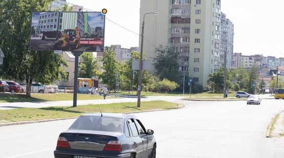 Фото рекламной плоскости по адресу Оноре де Бальзака ул. /Данькевича ул.