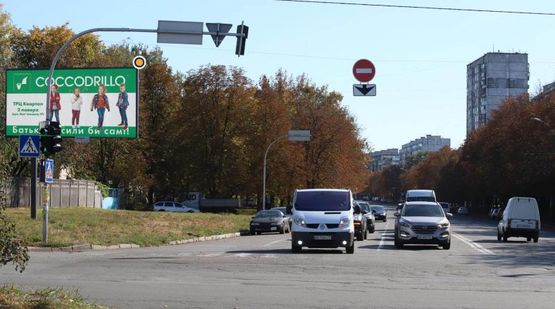 Фото рекламної площини за адресою Ромена Роллана бул./Жмеринская ул.