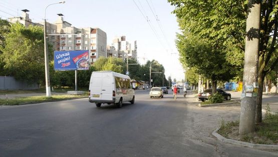 Фото рекламной плоскости по адресу Белова Г. ул. 15, возле предприятия "Отис"