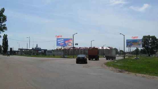 Фото рекламної площини за адресою Глебова ул., напротив АЗС "Авис"