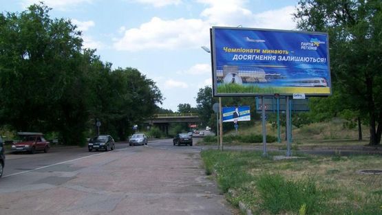 Фото рекламной плоскости по адресу Луначарского ул, выезд из города