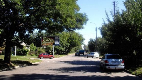 Фото рекламной плоскости по адресу Ильина ул. / Крылова ул.
