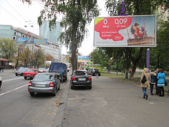 Фото рекламної площини за адресою ул.Мельникова,7-9  напр.в.центр