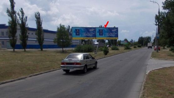 Фото рекламной плоскости по адресу Сенявина пр-т, в центр, правый !!! Размер 3020х6020 мм !!!