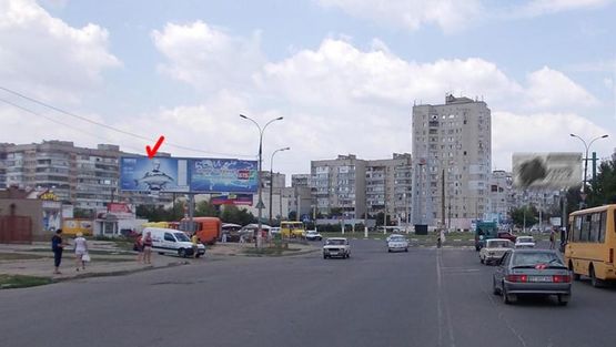 Фото рекламної площини за адресою Каховская пл., левый