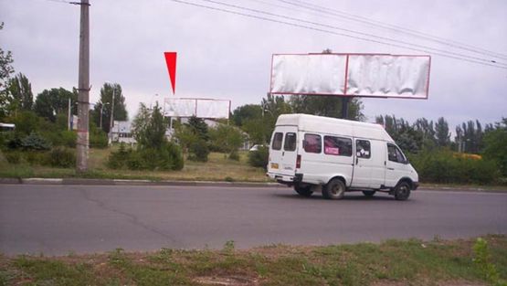 Фото рекламной плоскости по адресу 200 лет Херсона пл, от ул Буденного, в центр, левый