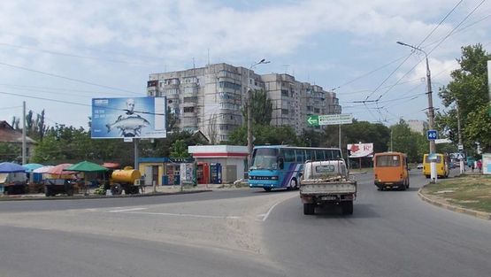 Фото рекламной плоскости по адресу Киндийское шоссе, ТЦ Салют, в город, левый