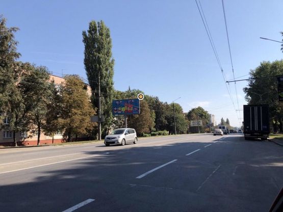 Фото рекламної площини за адресою пр-т Мира, 71/3