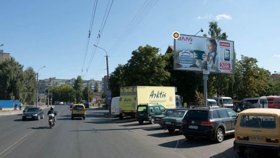 Фото рекламной плоскости по адресу Конякина ул, из центра