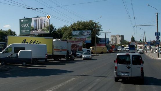 Фото рекламной плоскости по адресу Конякина ул, в центр