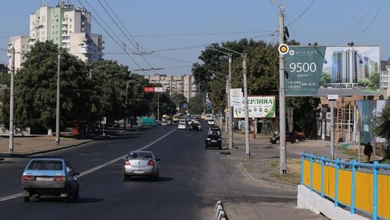 Фото рекламной плоскости по адресу Ривненская ул. / Куприна ул., в центр