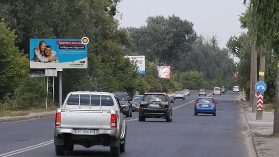 Фото рекламной плоскости по адресу Набережна вул. / Затишна вул.