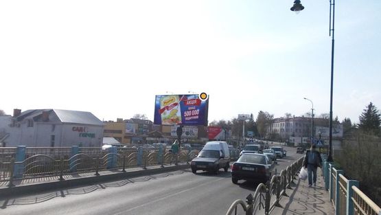 Фото рекламной плоскости по адресу Набережная Шевченко, мост через р. Стырь