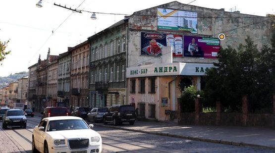 Фото рекламной плоскости по адресу Городоцкая ул. 81/83, правый, в центр