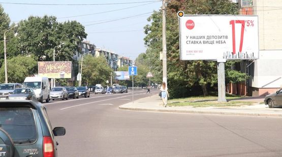 Фото рекламной плоскости по адресу Пасeчная ул. / Медовой Печеры ул., в центр