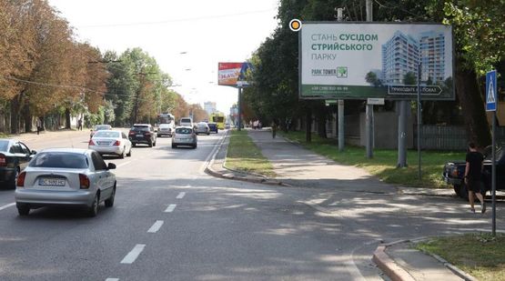 Фото рекламной плоскости по адресу Стрыйская ул, 84 / Козельницкая ул, от центра