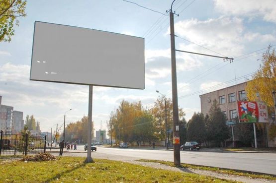 Фото рекламной плоскости по адресу вул.Конякіна,25 біля Аверсу