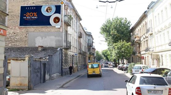 Фото рекламной плоскости по адресу Героев УПА ул, 13, из центра
