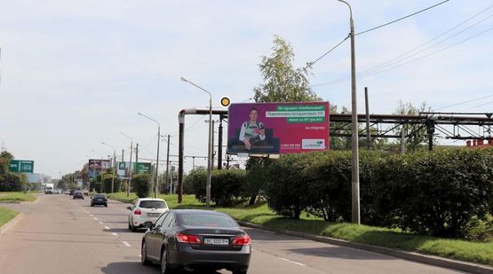 Фото рекламной плоскости по адресу Луганская ул, возле остановки. от ул Стрийской