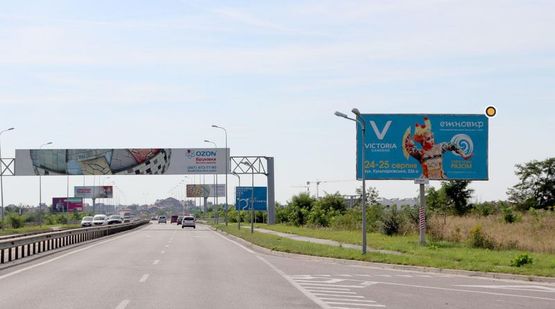 Фото рекламної площини за адресою Кульпарковская ул., выезд из города