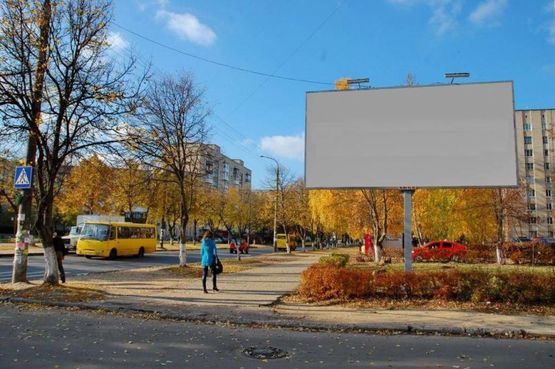 Фото рекламной плоскости по адресу пр-т.Молоді 4 зупинка "Юнацька бібліотека"