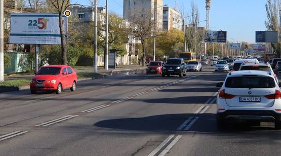 Фото рекламної площини за адресою Николаевская дорога, 291, из центра