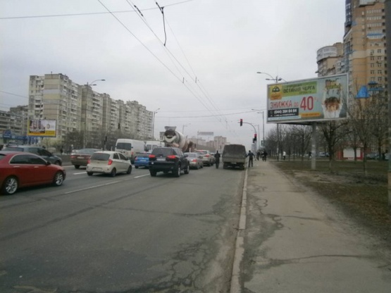 Фото рекламной плоскости по адресу Палладина проспект, 250 м от развязки с пр.Победы