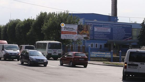 Фото рекламної площини за адресою Черновола В ул. / Басивкутская ул. / Мирющенко ул., из центра