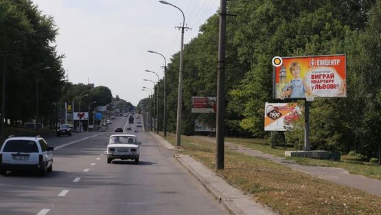 Фото рекламної площини за адресою Киевская ул, 108, в центр