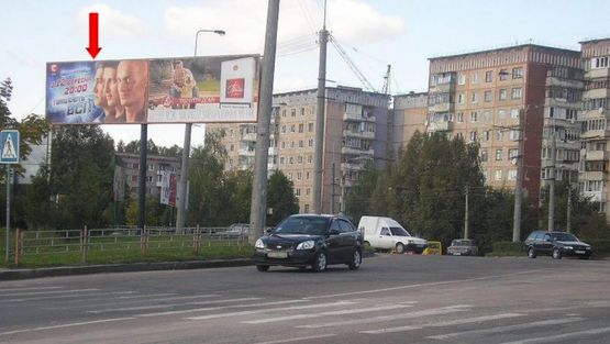 Фото рекламной плоскости по адресу Коновальца ул / Злуки ул, с Коновальца, левый, в центр