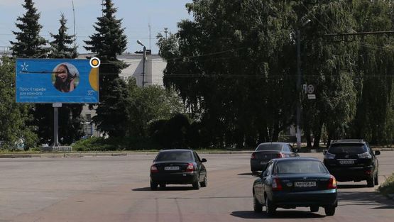 Фото рекламной плоскости по адресу Привокзальная пл, 1, правый, из центра