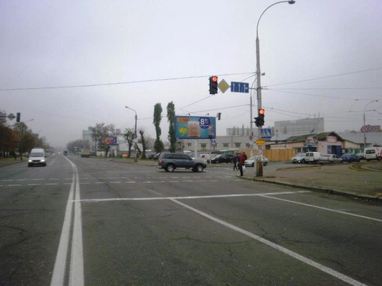Фото рекламной плоскости по адресу Скляренко ул. (Куренёвский рынок, супермаркет АМСТОР, конечная трамвая 16, по напрвлению Московского просп.)