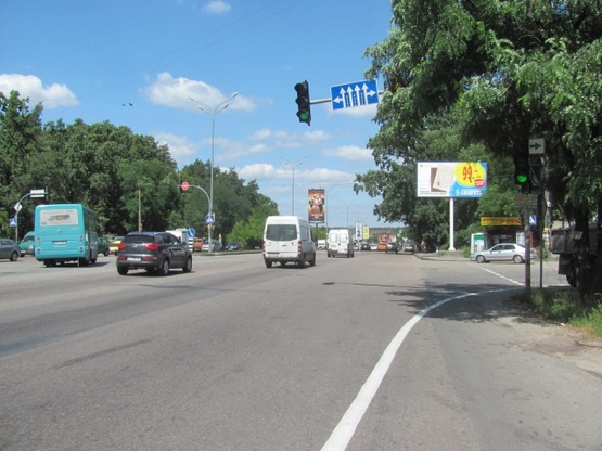 Фото рекламной плоскости по адресу пр-т Палладина /ул. Плодовая, поворот к гипермаркету Эпицентр