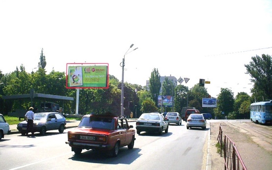 Фото рекламної площини за адресою Василенко ул./бул. Лепсе - по направ. просп. Отрадного (Региональная таможня, БЦ "Престиж Центр")