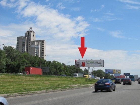 Фото рекламной плоскости по адресу Кольцевая дорога в районе ул. Зодчих, 30, (на разделительной полосе, АЗС "Shell"), по направлению Одесской пл.