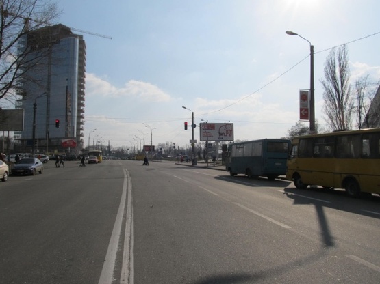 Фото рекламной плоскости по адресу Васильковская ул., напротив дома № 55 (ст. м.  "Васильковская"), "Институт биологии" КНУ, в направ. прос. Глушкова Ак.