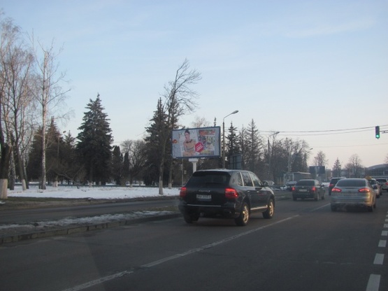 Фото рекламной плоскости по адресу Дорога в аэропорт "Борисполь" возле гостиницы "Boryspil", в направл. Терминала "В"
