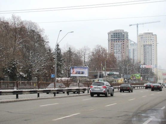 Фото рекламної площини за адресою Победы просп., Зоопарк, (ст. м. Политехнический Ин-т, парк КПИ), в направ. центра