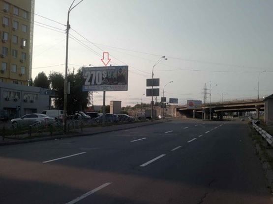 Фото рекламной плоскости по адресу ОБОЛОНСКИЙ пр-кт, ул. Богатырская №23. перед метро ПЕТРОВКА
