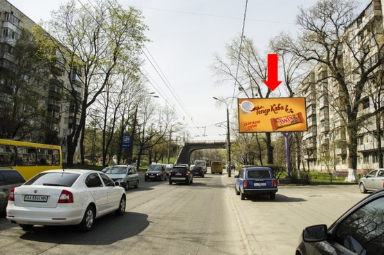Фото рекламной плоскости по адресу Фрунзе ул., 172, возле причьего рынка, в сторону пл. Шевченко