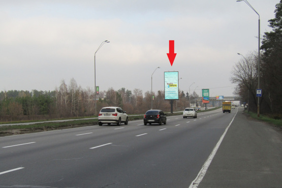 Фото рекламной плоскости по адресу Броварской просп., на разделителе (17+200, Flagman, АЗС "Shell", АЗС "ОККО", ресторан "Шашлычок"), в направл. из Киева