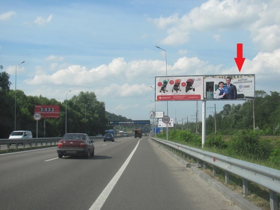 Фото рекламної площини за адресою Новообуховская трасса (Днепропетровское шоссе), в направлении в г. Киев, правая