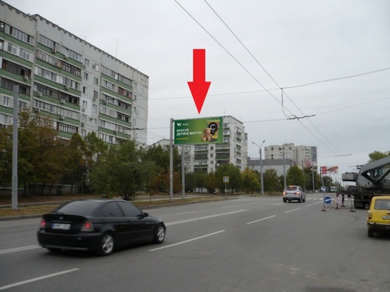 Фото рекламної площини за адресою ул. Гвардейцев Широненцов - Джерельна ( АЗС ОККО, АТК Орбита ,ТЦ ЭКВАТОР ), направление к ул. Дружбы народов