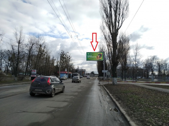 Фото рекламної площини за адресою ул.Дубинской-просп.Любови Малой (СТО, ресторан "Арчи", салон красоты), направл. к ул.Полтавский шлях