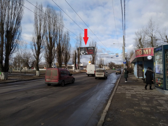 Фото рекламної площини за адресою ул.Дубинская- пр.Л.Малой ( Аптека низких цен, ЖК "Л.Малой",  направление к въезд Плодовый и Ново-Баварскому пр.)