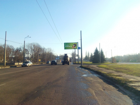 Фото рекламной плоскости по адресу ул.Лосивская, направл.к просп. Московский , в центр