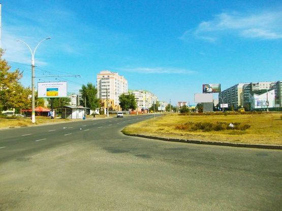 Фото рекламної площини за адресою М.Лушпы пр. - Серко ул. Остановка.(Напротив АЗС"ANP")